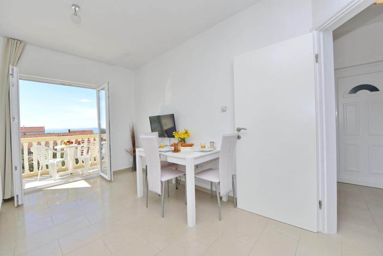 Apartments Verita Pakostane Ngoại thất bức ảnh