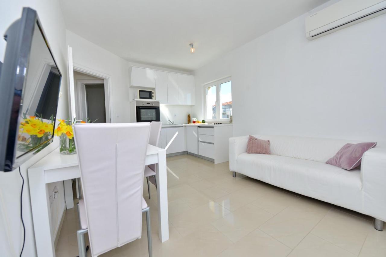 Apartments Verita Pakostane Ngoại thất bức ảnh