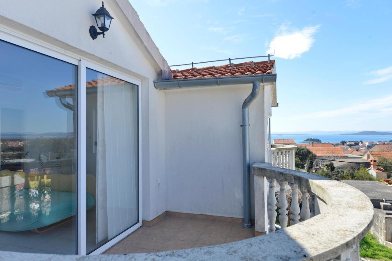 Apartments Verita Pakostane Ngoại thất bức ảnh