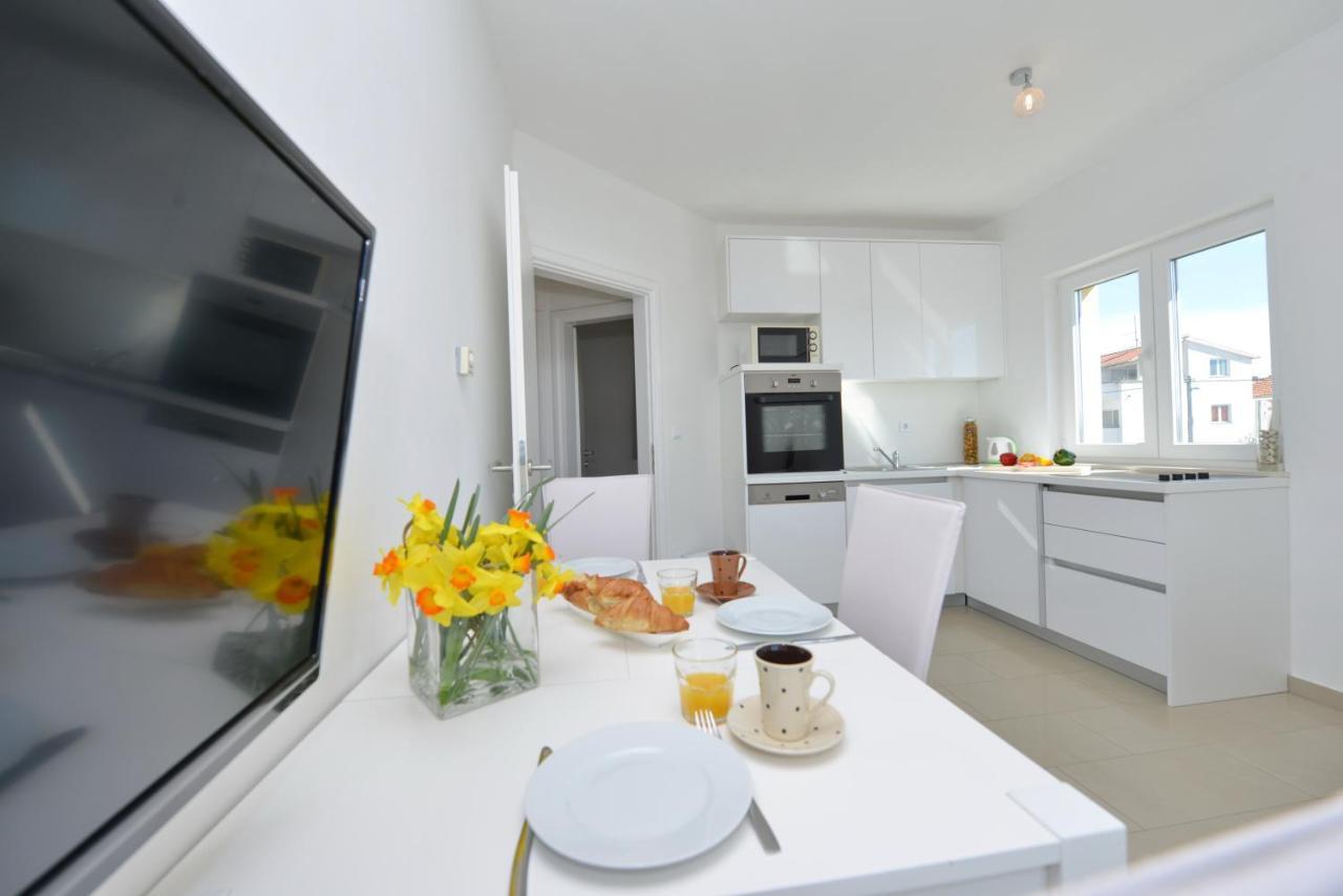 Apartments Verita Pakostane Ngoại thất bức ảnh