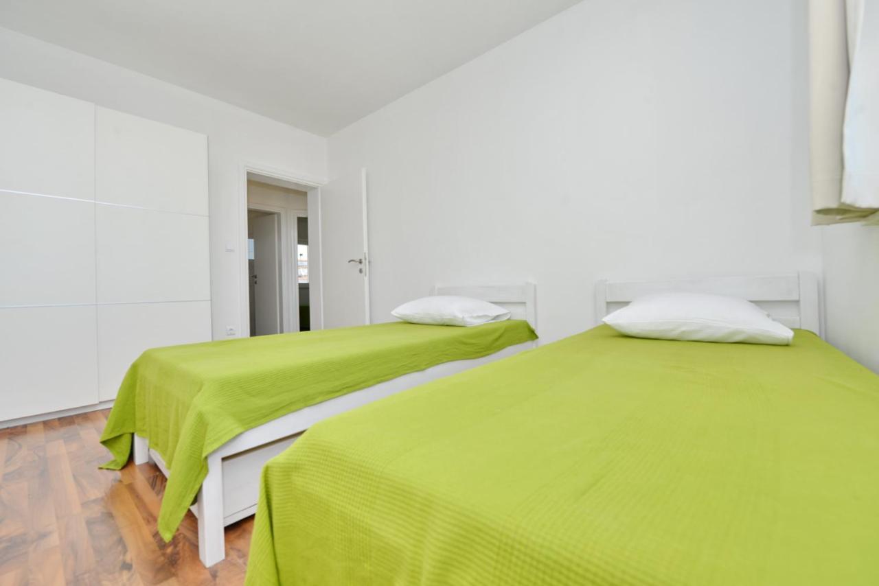 Apartments Verita Pakostane Ngoại thất bức ảnh