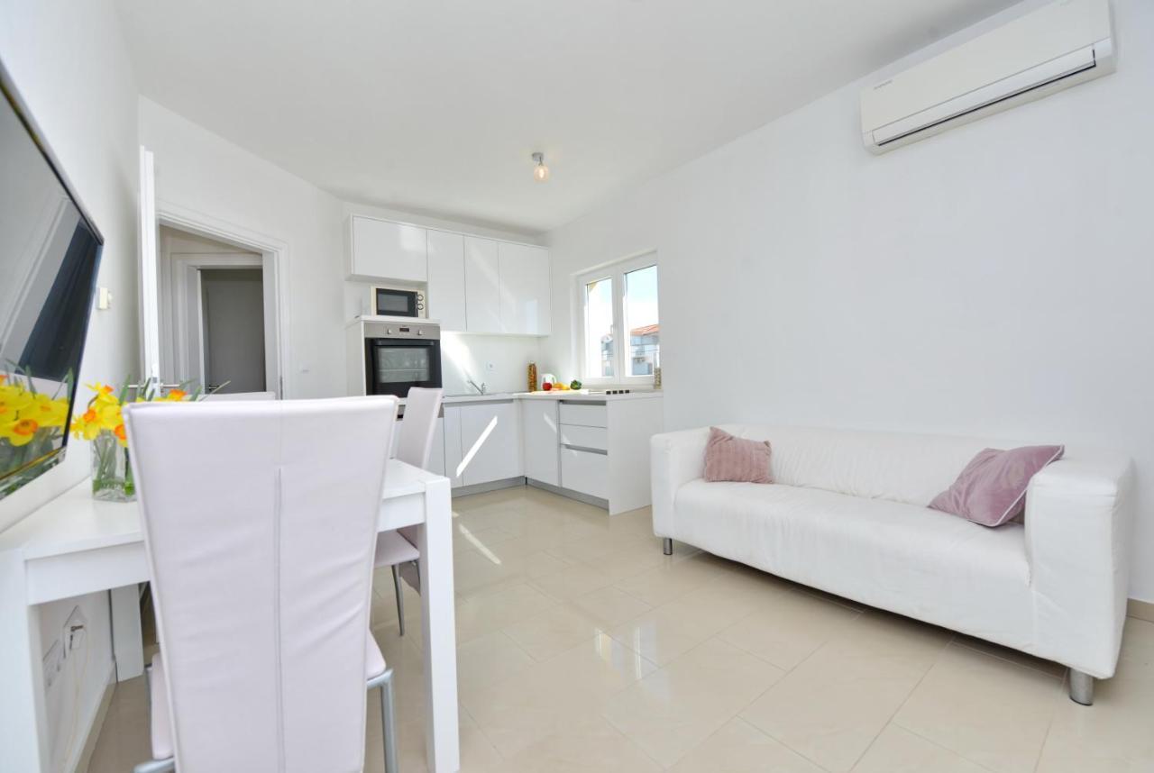 Apartments Verita Pakostane Ngoại thất bức ảnh