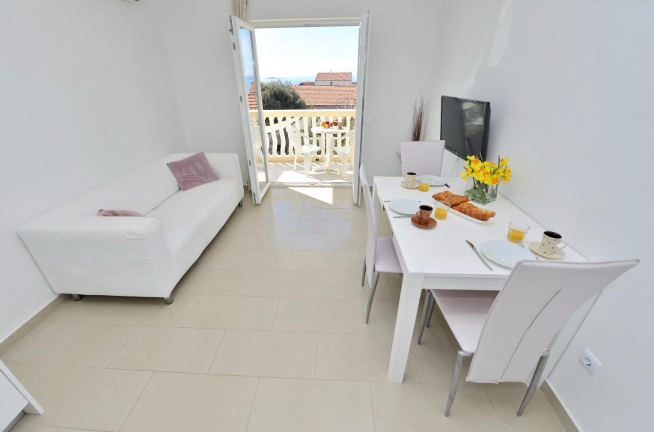 Apartments Verita Pakostane Ngoại thất bức ảnh