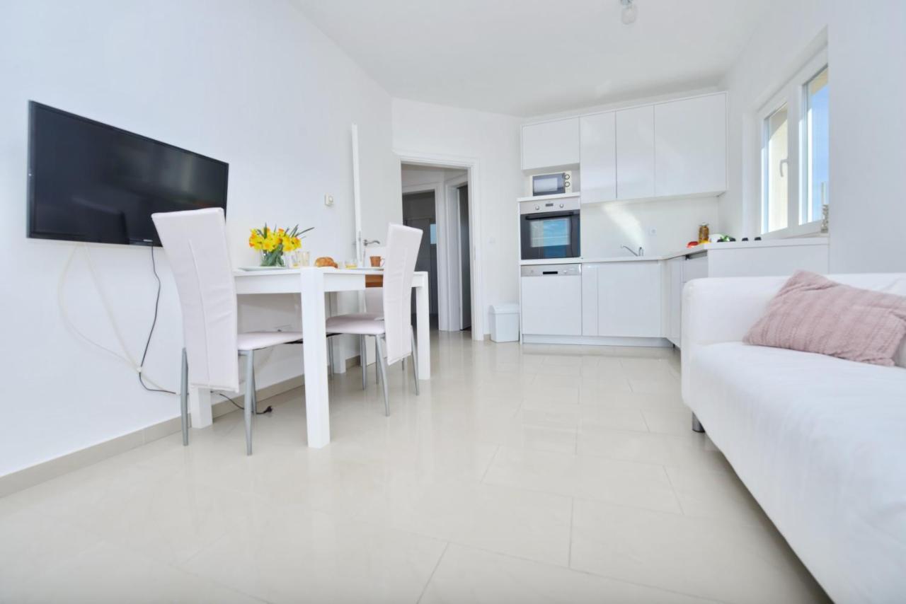 Apartments Verita Pakostane Ngoại thất bức ảnh