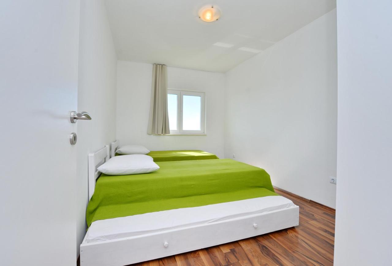 Apartments Verita Pakostane Ngoại thất bức ảnh